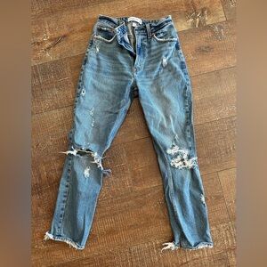 A & F - Curve Love - The Mom - High Rise Jeans